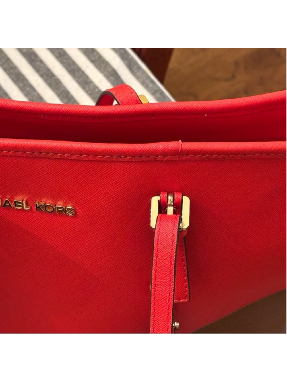 Michael Kors Jet Set Tote Colorblock Heritage Bag Red and Brown GREAT Condition - Picture 11 of 12
